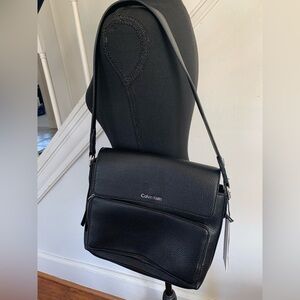 NWT Calvin Klein Textured Black Messenger Bag